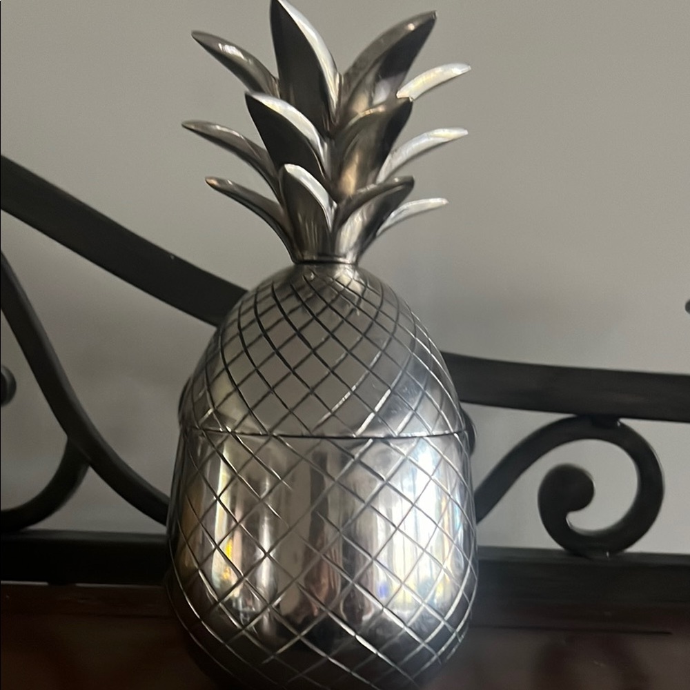 Silver Pineapple